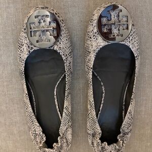 Tory Burch Reva Leather Ballet Flats Pewter/Animal Print 9